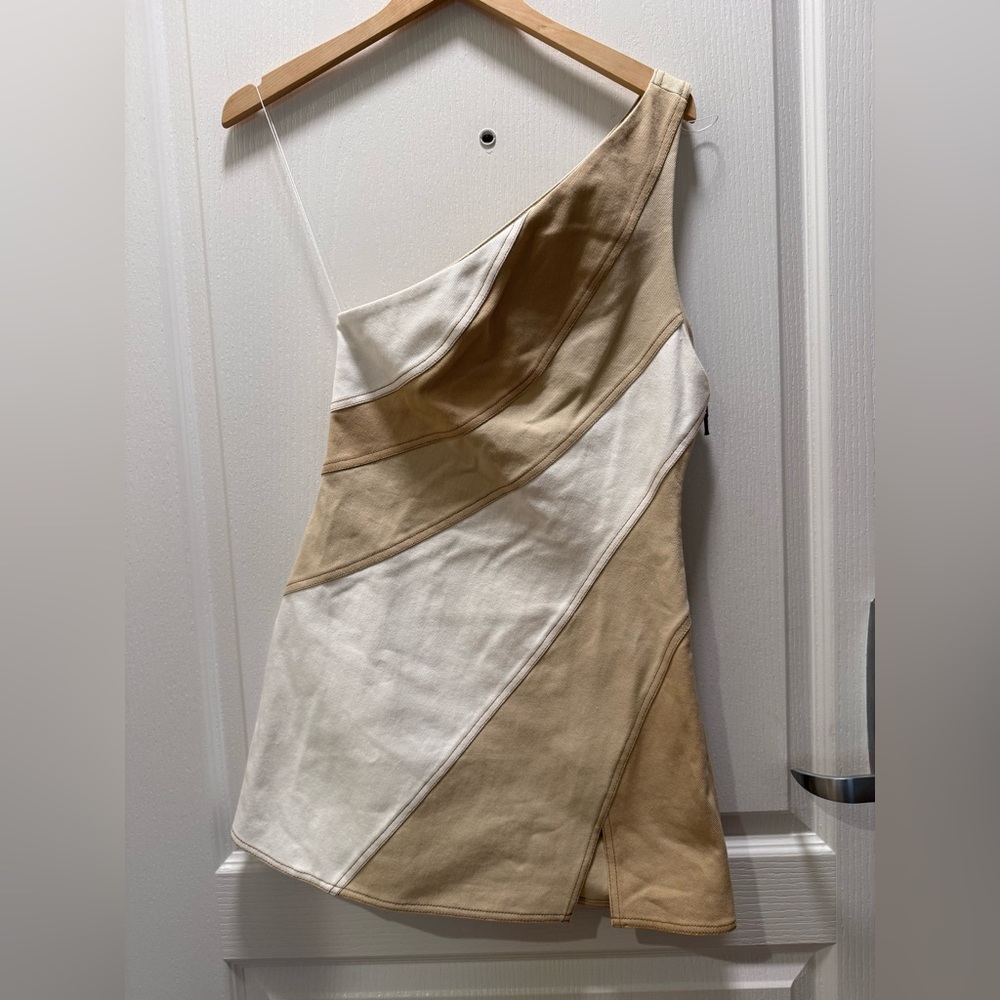 Significant Other Saskia One-Shoulder Mini Dress in Beige & White Size 4 NWT - Picture 5 of 8